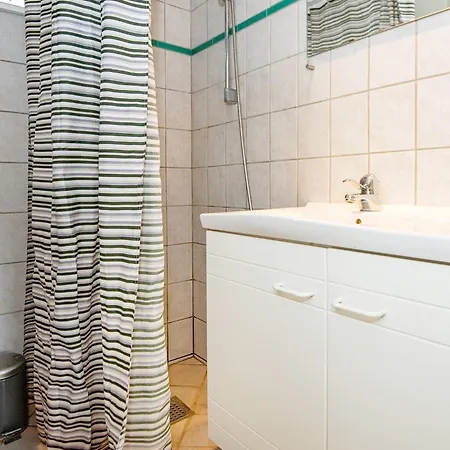 Sunny Hillside Cottage-by Traum Casa vacanze